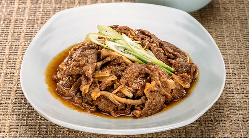 Cabbage Kimchi & Bulgogi (Soy sauce marinated beef) – O'ngofood